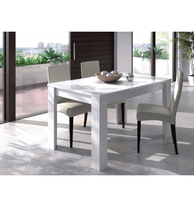 Extandable white dinning table